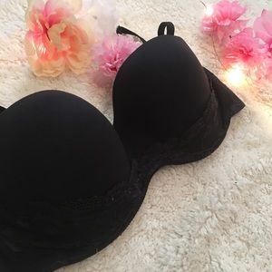 VICTORIA’S SECRET Convertible Strapless Bra